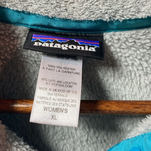 Patagonia gray and teal t-snap pullover size Extra Large - Picture 2 of 3